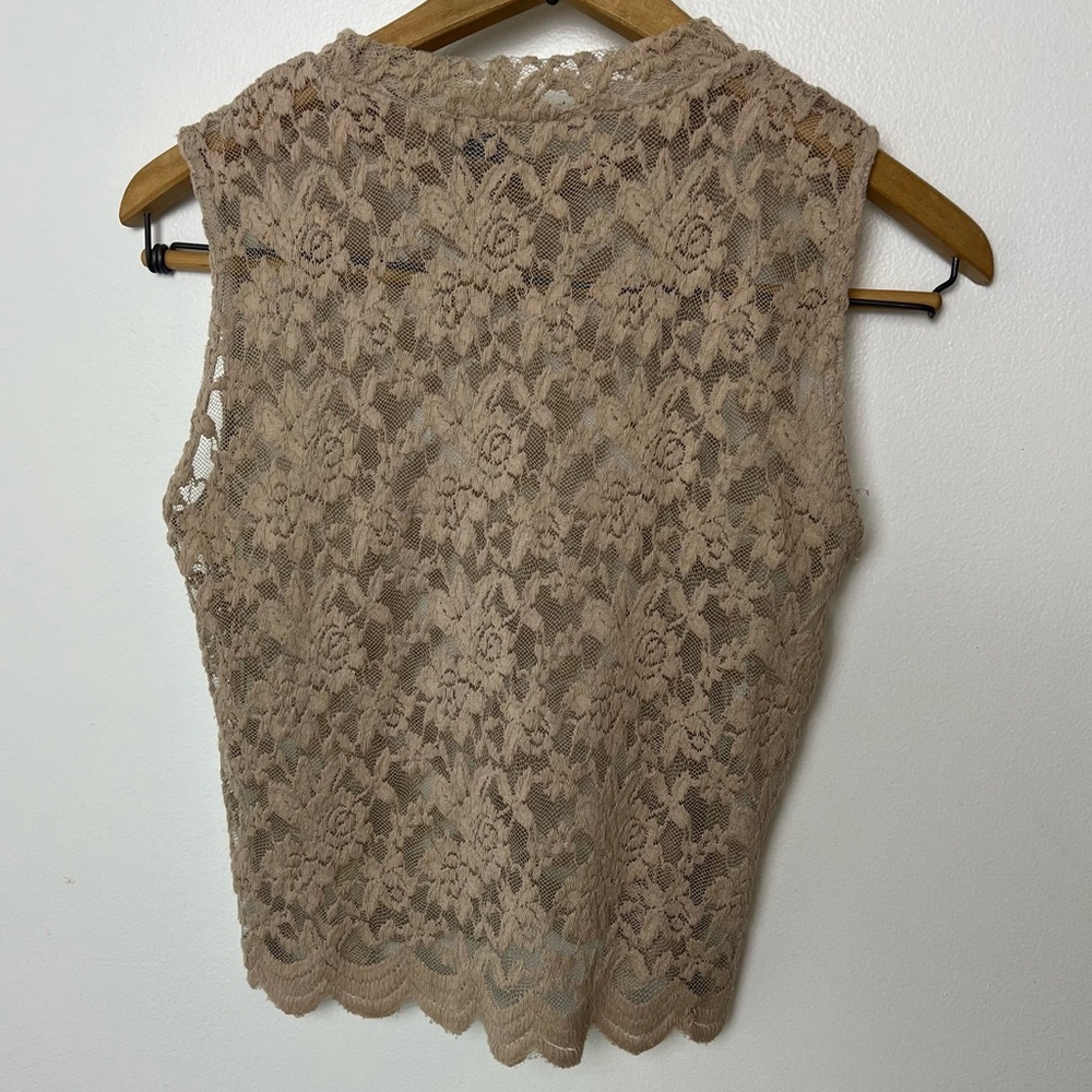 Woman's Ambiance Feminine Lace Sleeveless Blouse Camisole Size‎ M Cropped - Picture 4 of 4